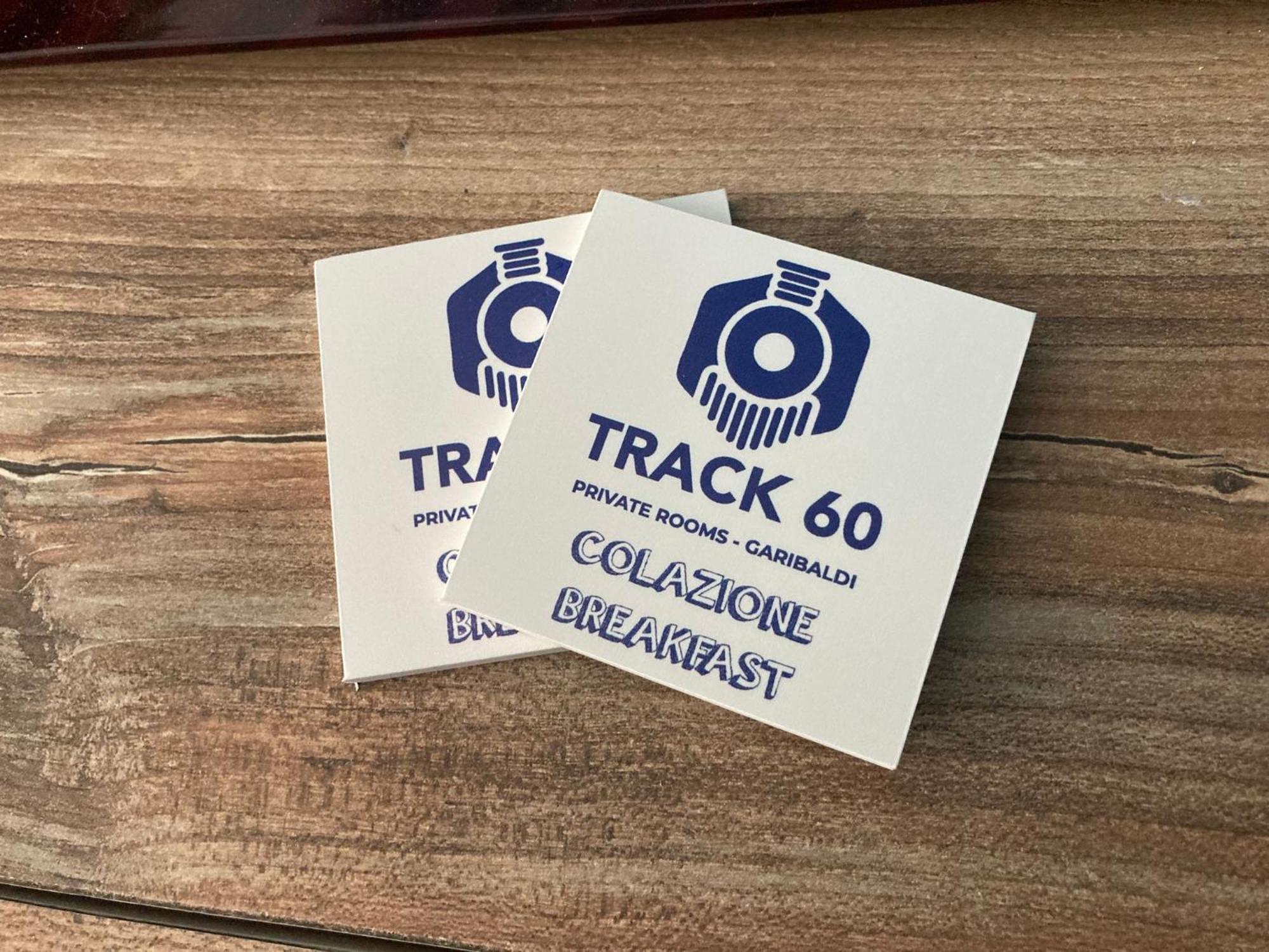 Track 60 - Private Rooms Garibaldi Napels Buitenkant foto